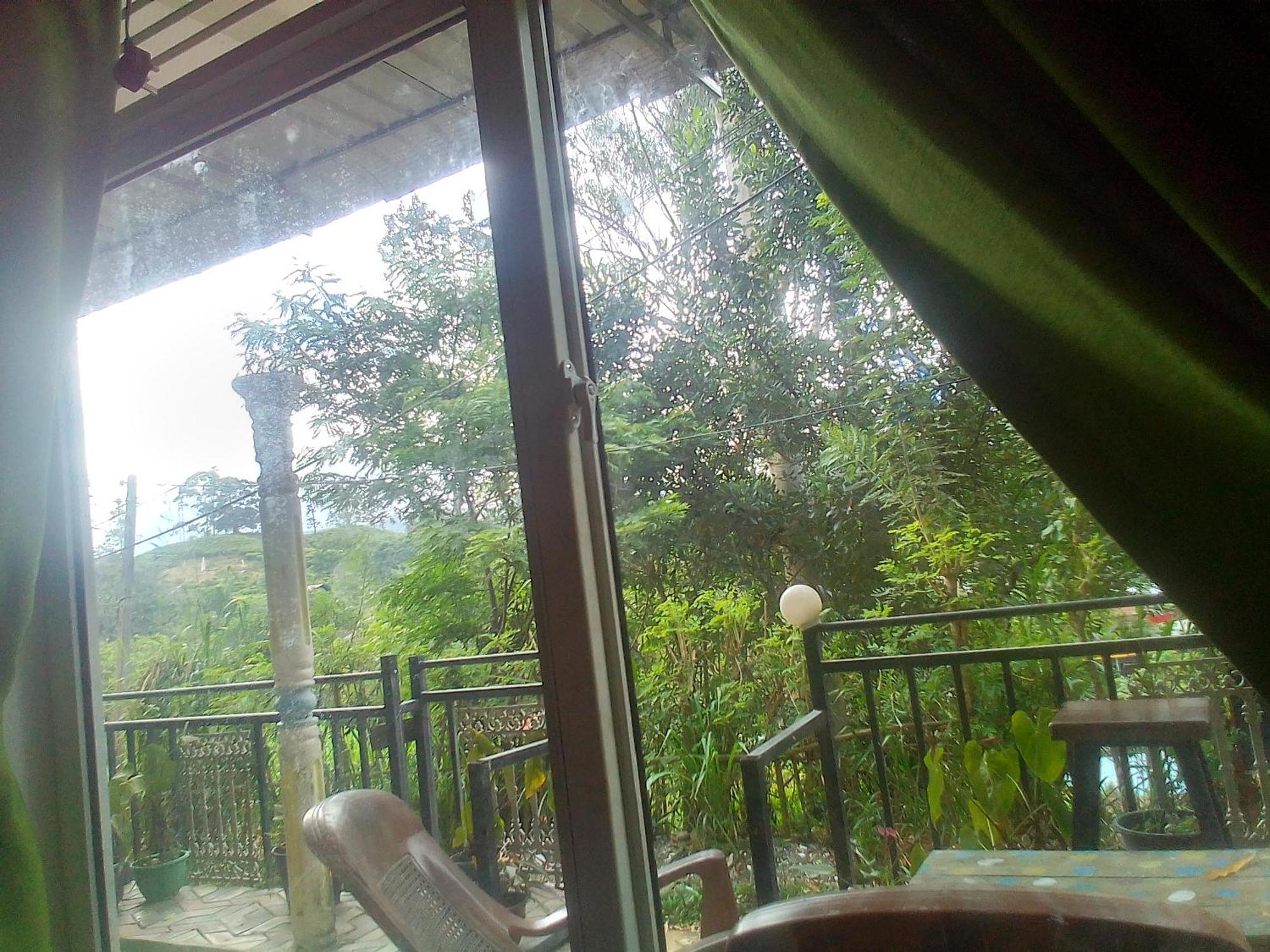 Talblick Homestay Ella Esterno foto